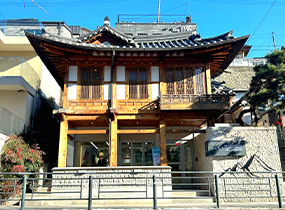 ソウル都心登山観光センター プガクサン(北岳山)