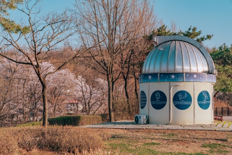 イルジャサン(一字山)ハーブ天文公園